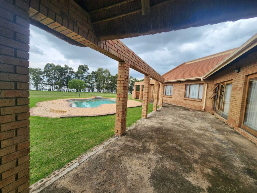 4 Bedroom Property for Sale in Oranjeville Free State